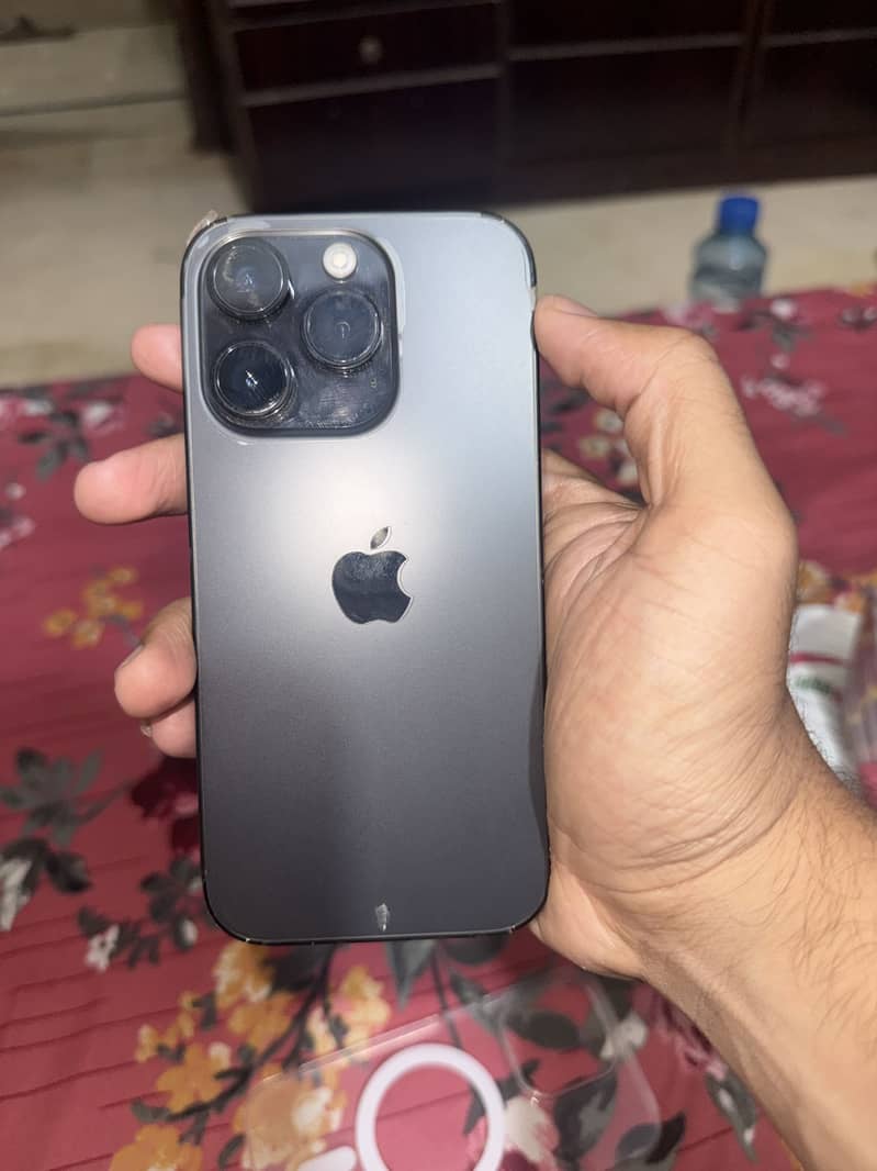 Apple iPhone 14 Pro 3