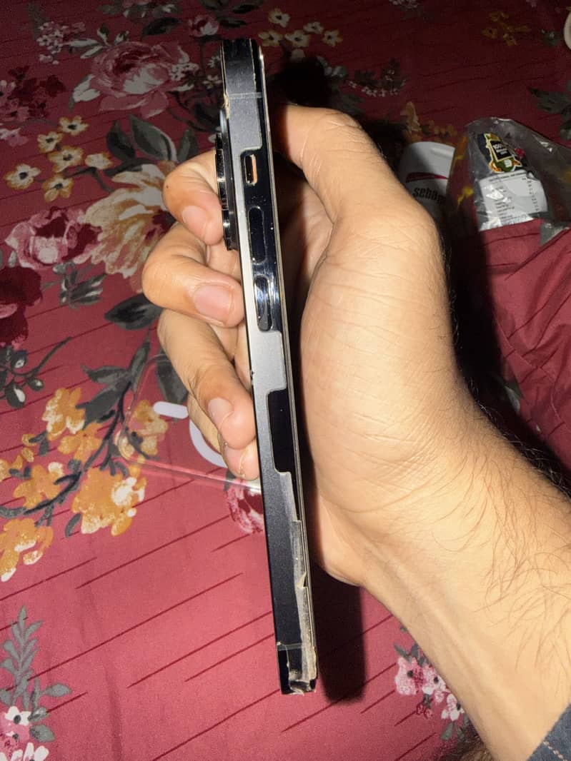 Apple iPhone 14 Pro 5