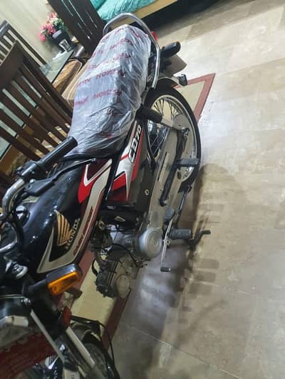Honda cd 70 2026