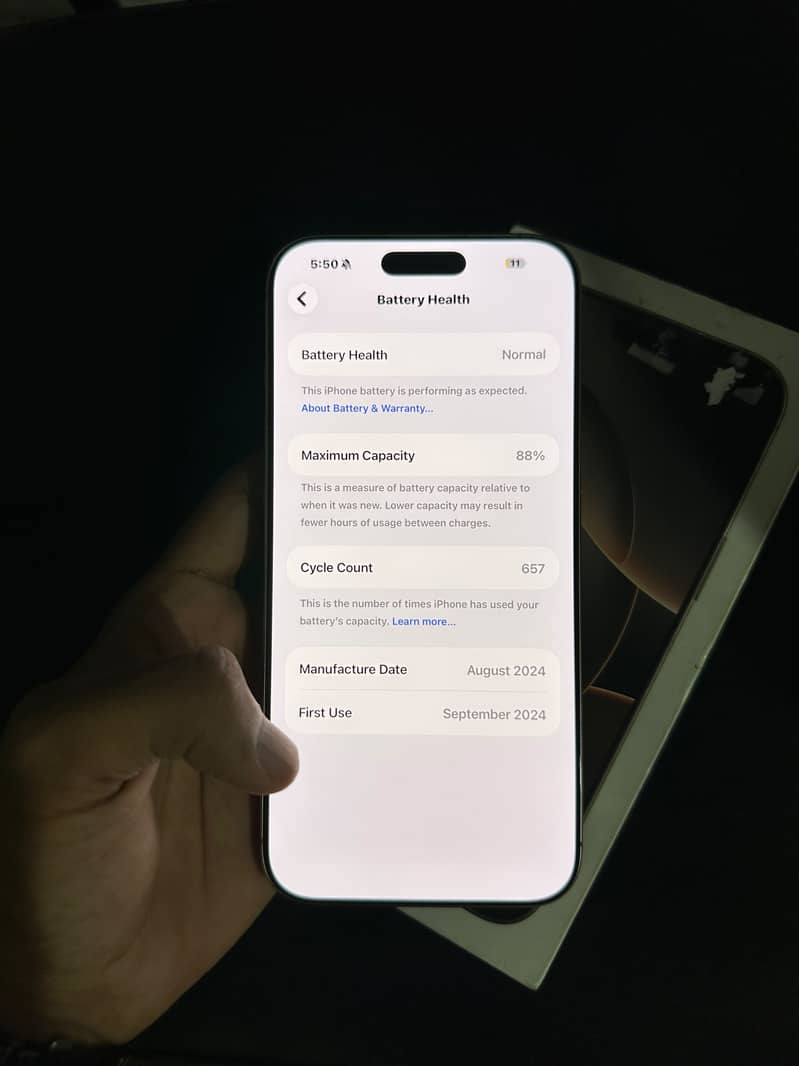 Apple iPhone 16 Pro Max 6