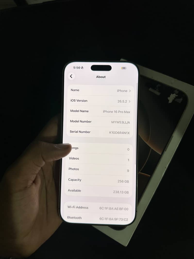 Apple iPhone 16 Pro Max 7