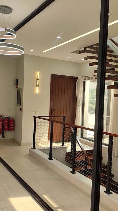1 Kanal Upper Portion Available for Rent
