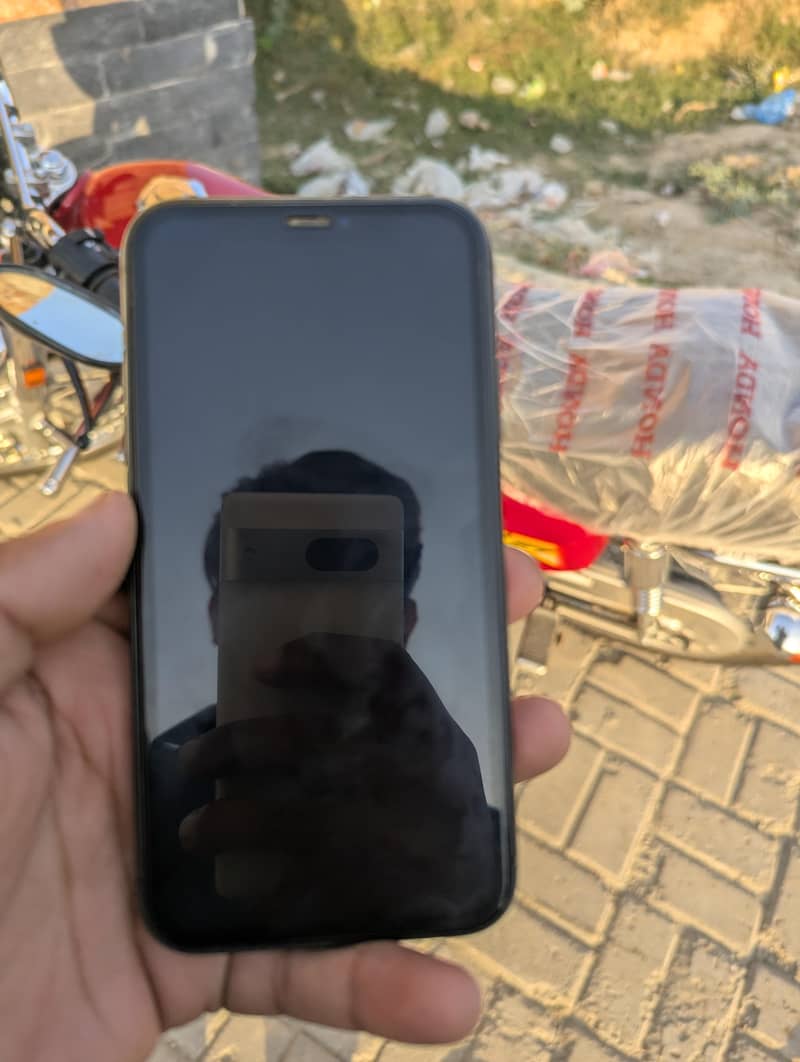 Apple iPhone 11 =======03004701935 1