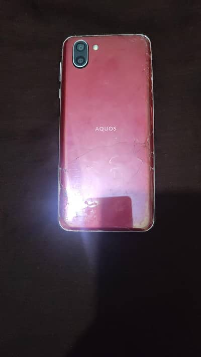 Sharp Aquos R2