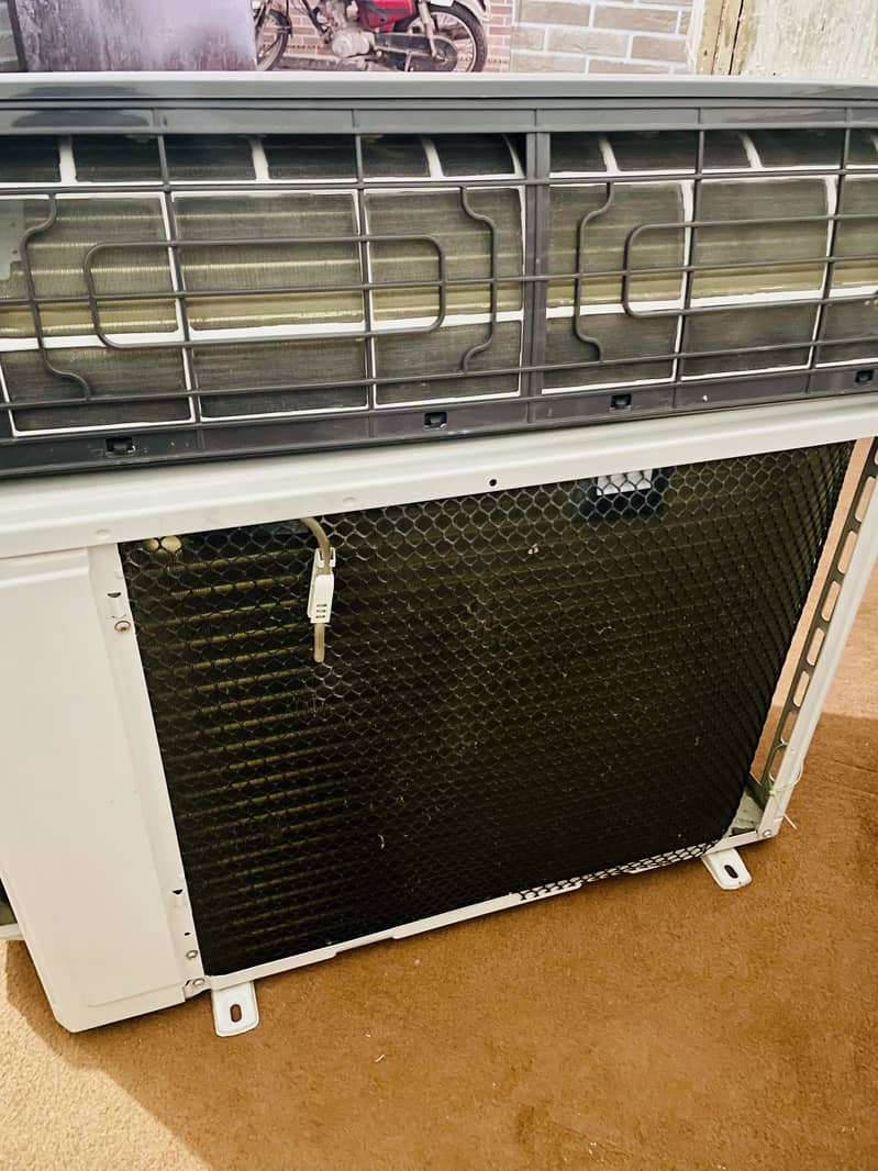 Air conditioner AC 6