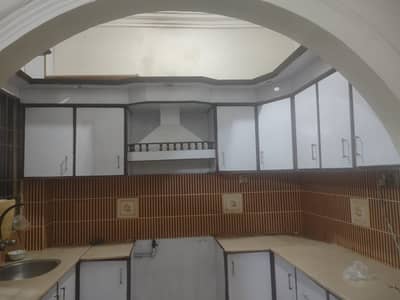 two bed dd ground floor portion for rent in johar