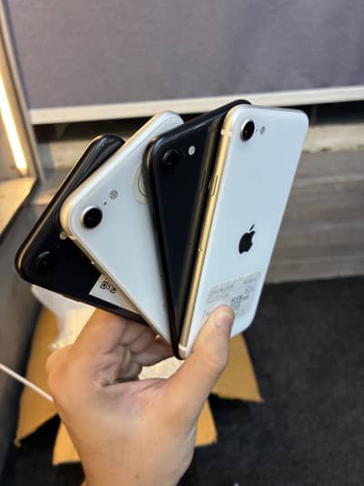 Apple iPhone SE 2020