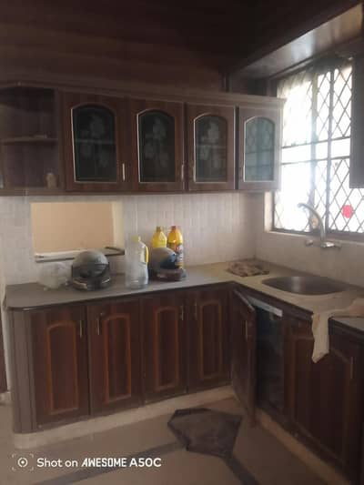10 Marla Upper Portion Available For Rent