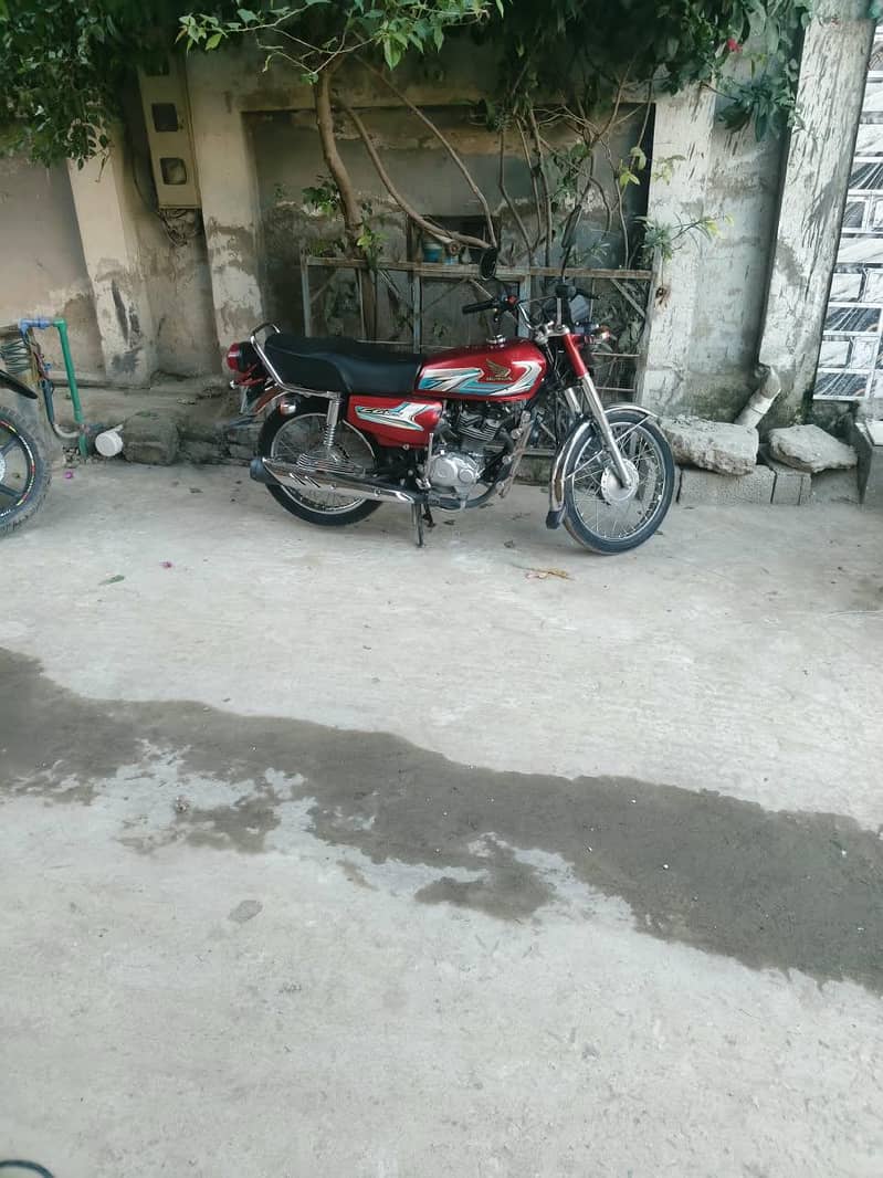 CG 125 0