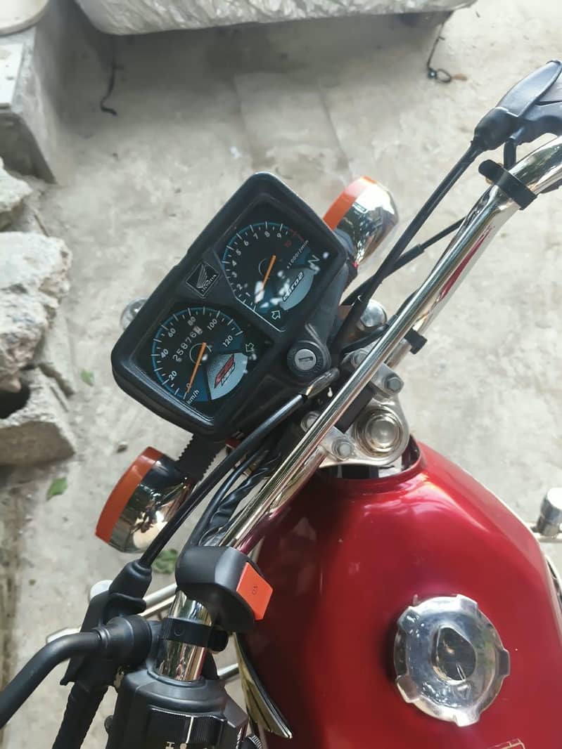 CG 125 1