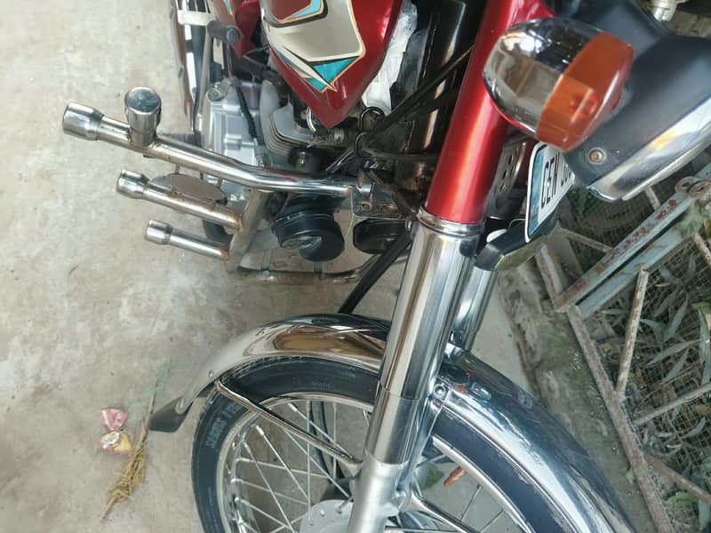 CG 125 9