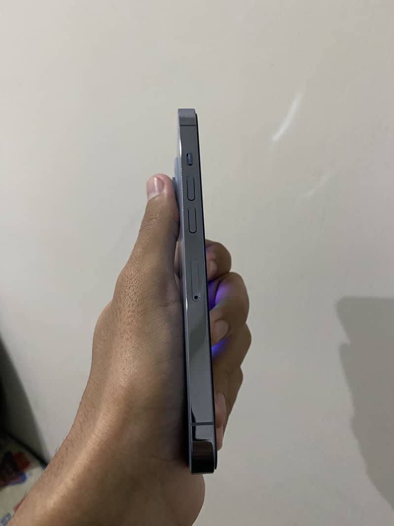 Apple iPhone 13 Pro 3