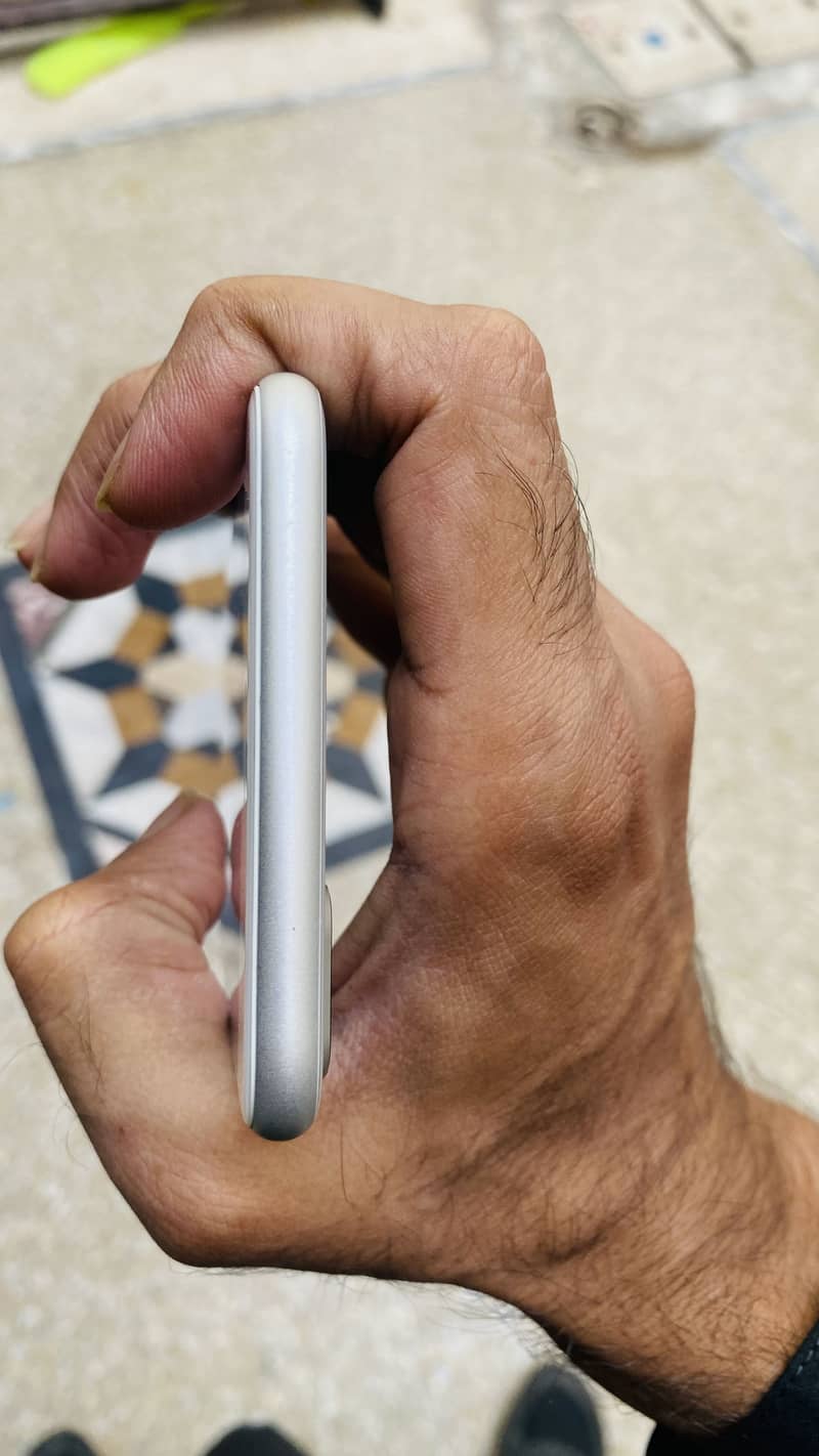 Apple iPhone 8 Plus PTA 4