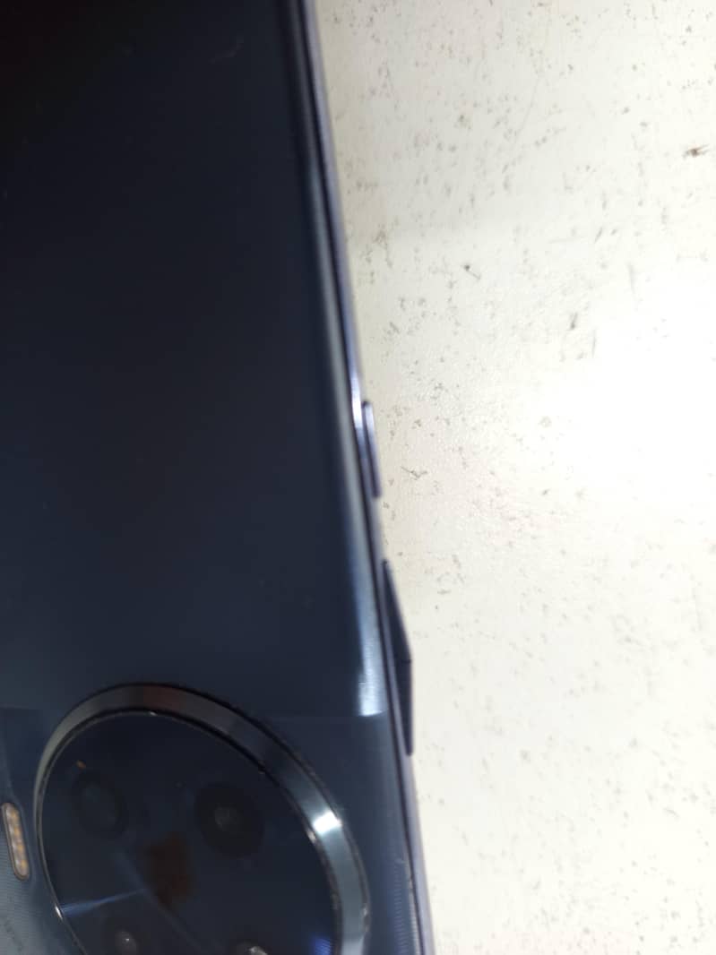 Tecno Spark 20 Pro Plus 2