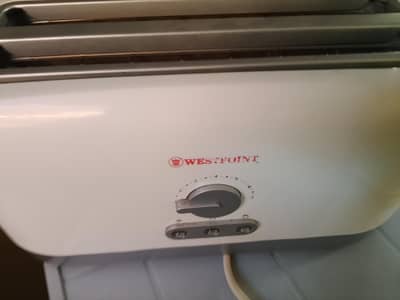 TOASTER FOR SALE