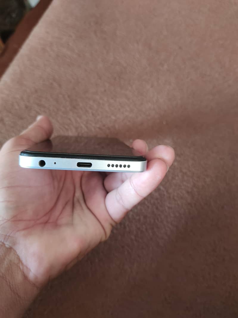 Tecno Spark 20C 3
