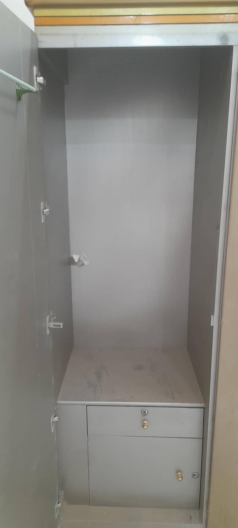 wardrobes 8