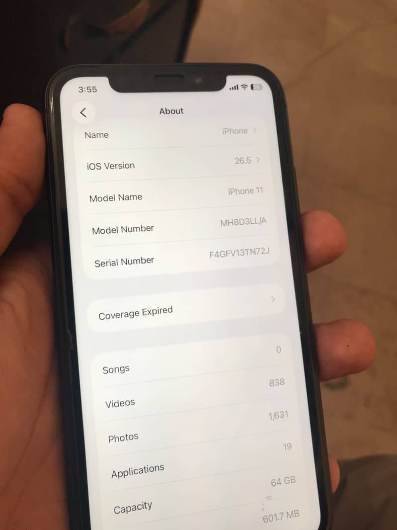Apple iPhone 11 4