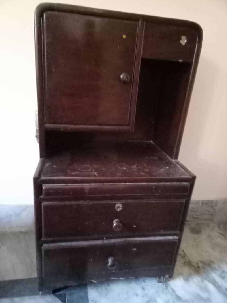 Double bed with 2 side table 0