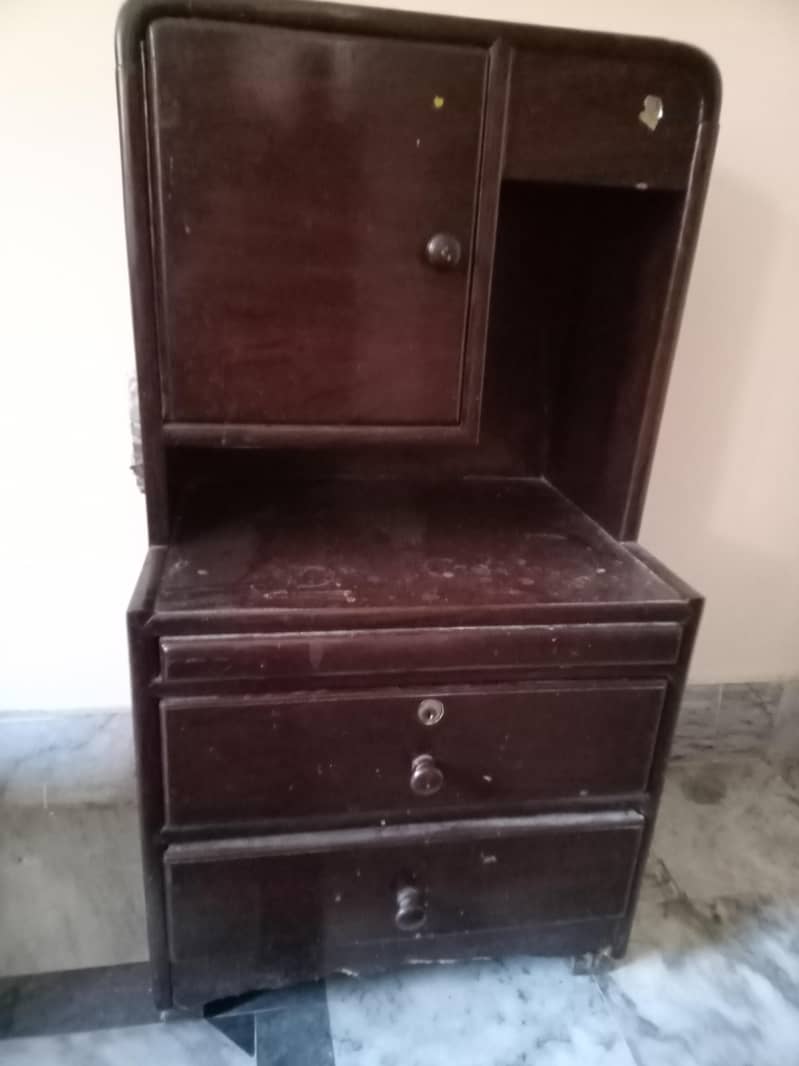 Double bed with 2 side table 1