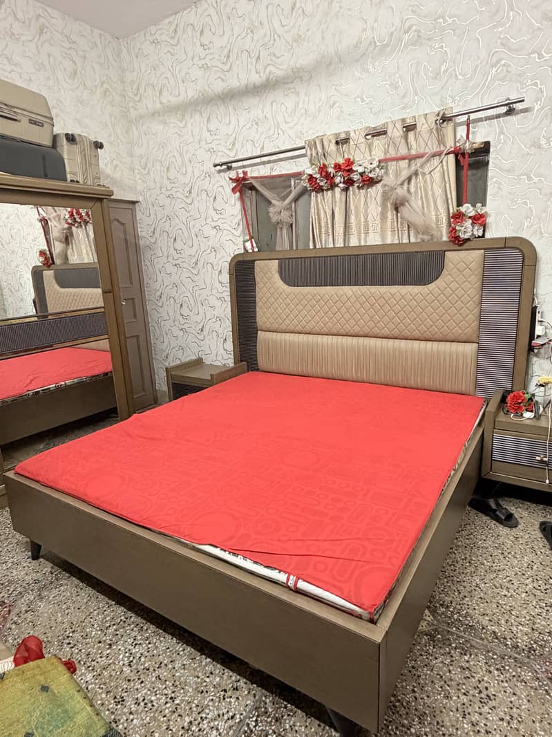 Bed Set with Cupboard 5