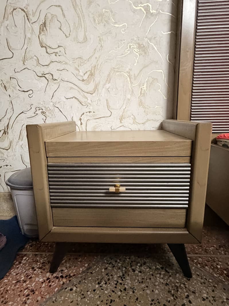 Bed Set with Cupboard 6