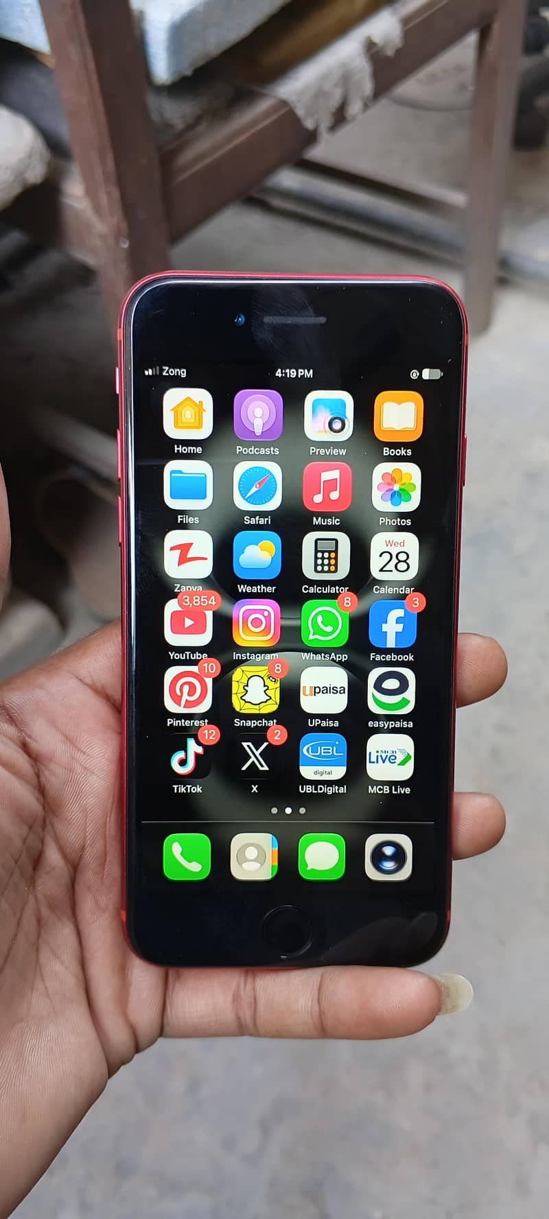 Apple iPhone SE 0
