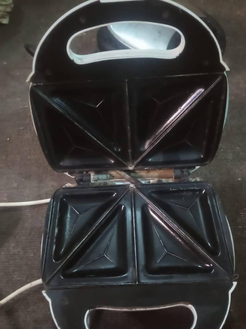 Sandwich Maker 0