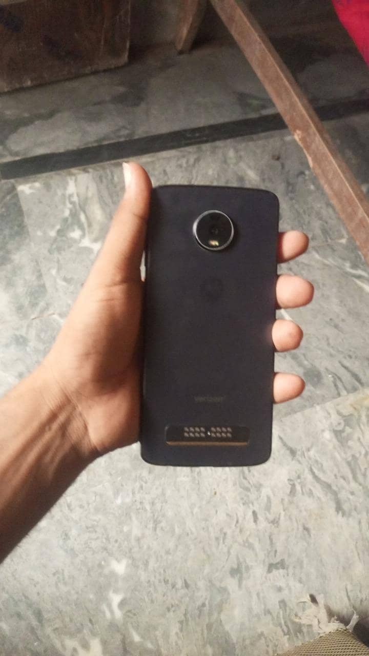motoz4 1