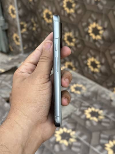 Pixel 8