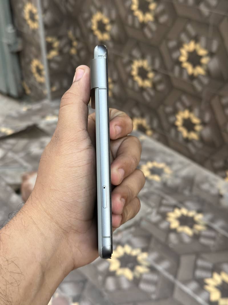 Pixel 8 3