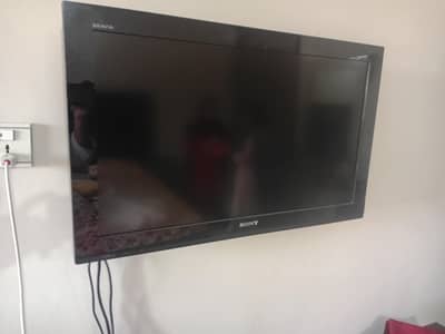 Sony bravia 32 inches with android box for sale