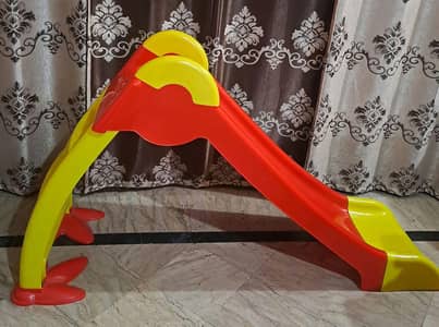kids slide all ok he