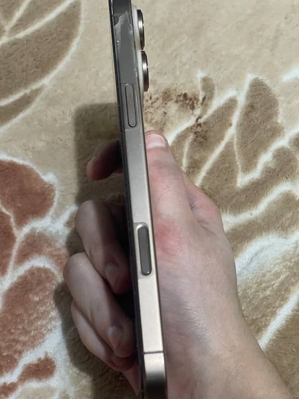iphone 16 pro max non pta 2