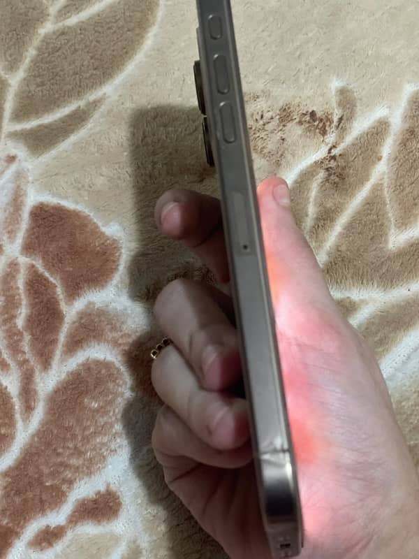 iphone 16 pro max non pta 4