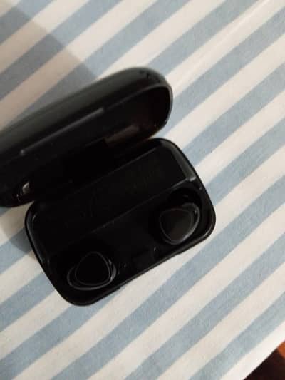 earbuds