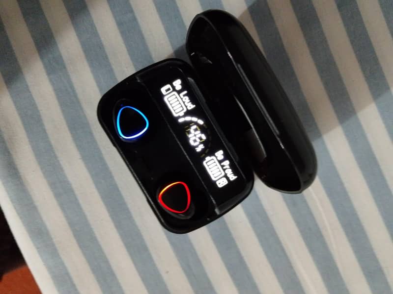 earbuds 2