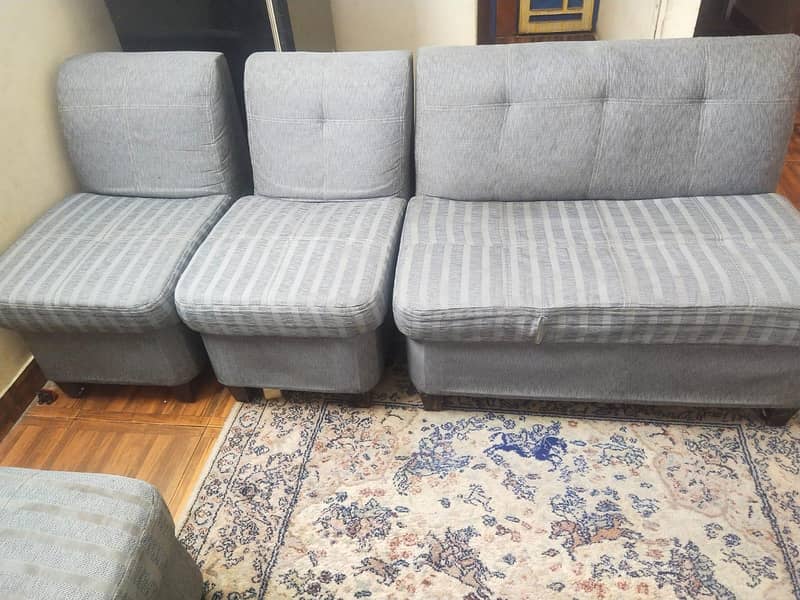Sofa set 0