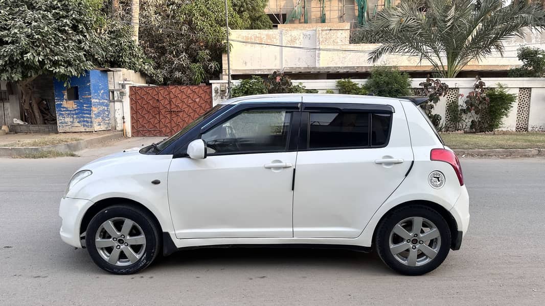 Suzuki Swift 2012 4