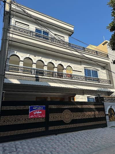 4*FOR SALE - Airport Housing Society Rawalpindi*  *15 Marla Double Story House For Sale*  - *Location:* Airport Housing Society, Rawalpindi - *Size:* 15 Marla - *Bedrooms:* 10 - *Washrooms:* 10 - *Parking:* 4 Car Parking - *Facilities:* Gas, Water, Electricity Available - *Water Bore:* Available 24 Hours - *Demand:* 6 Crore 50 Lac  *AR REAL ESTATE & BUILDERS*