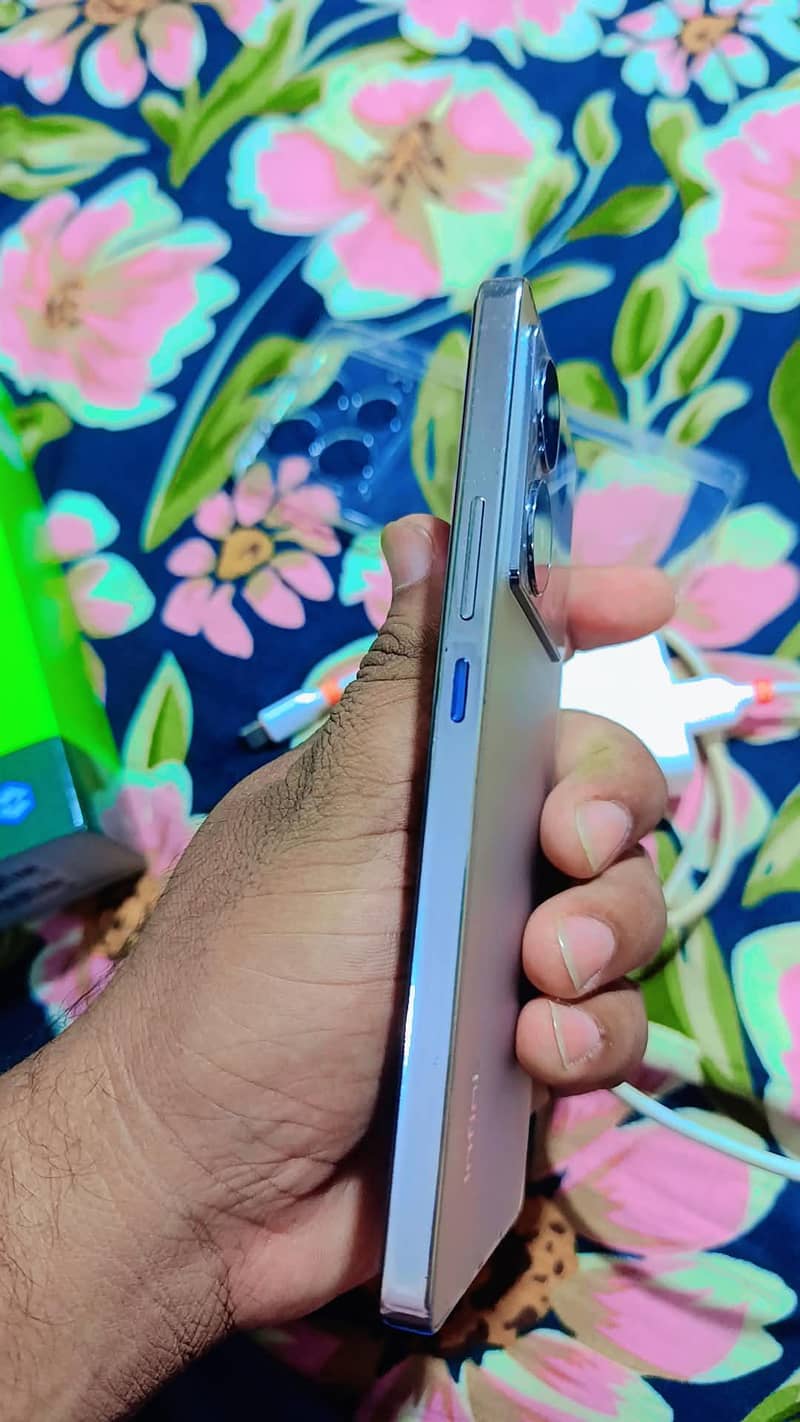 Infinix Note 40 2