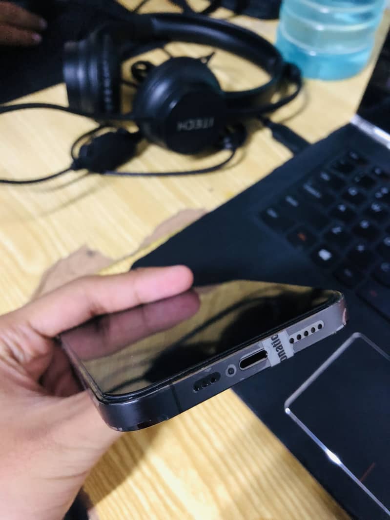 Apple iPhone 12 Pro 1