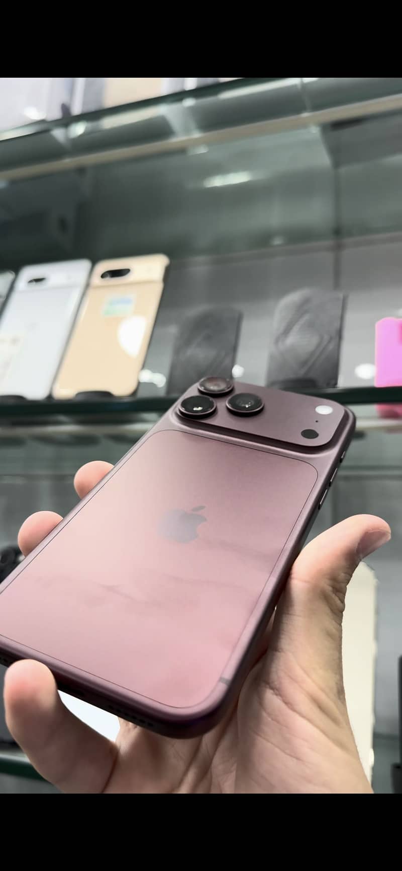Apple iPhone 18 Pro Max 4