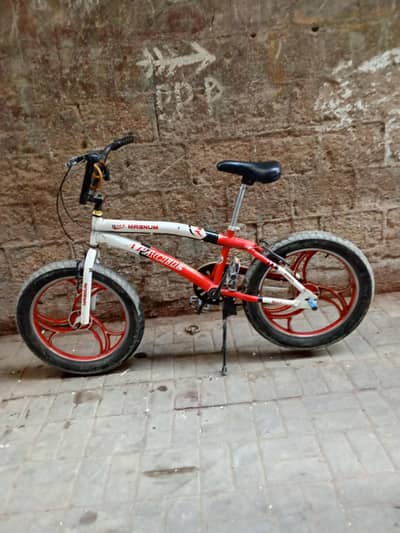 BMX MAGNUM MOUNTAIN BICYCLE 03232164130