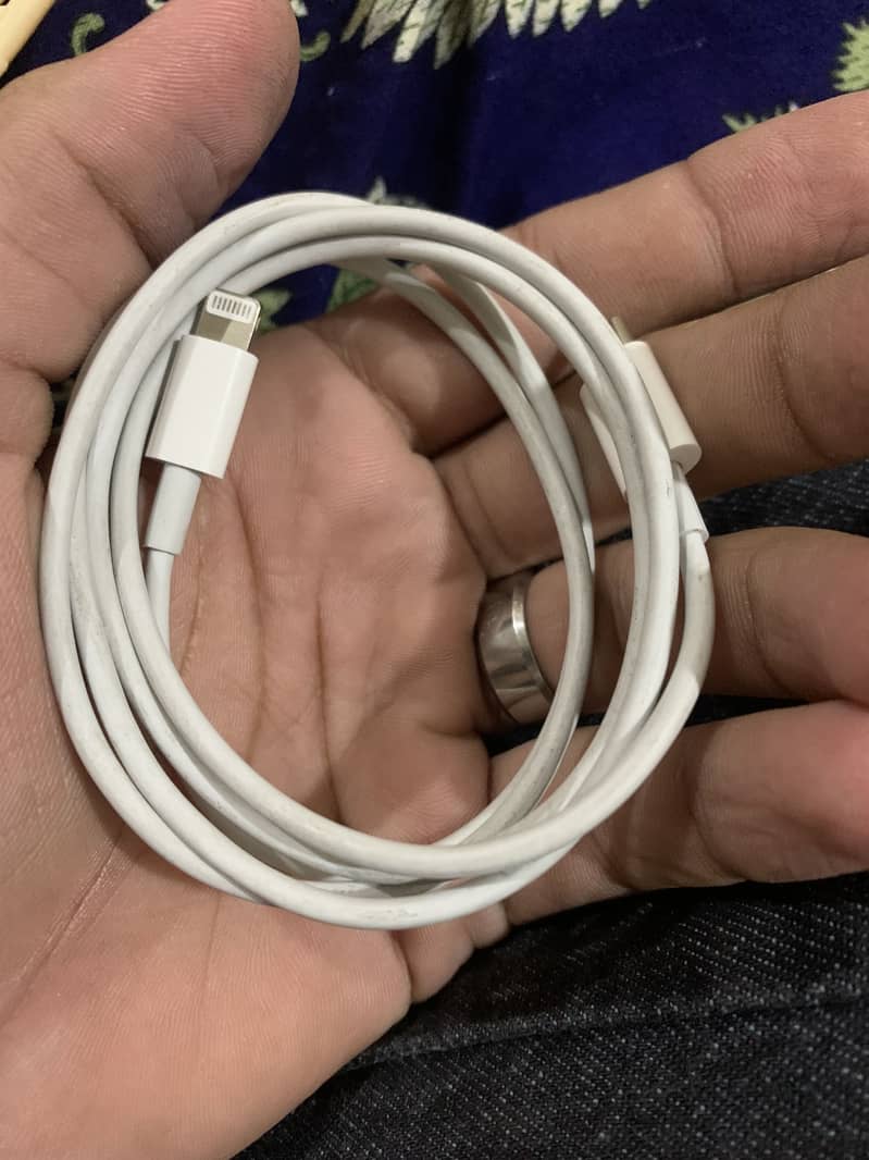 iPhone 14 Pro Max Original cable 1