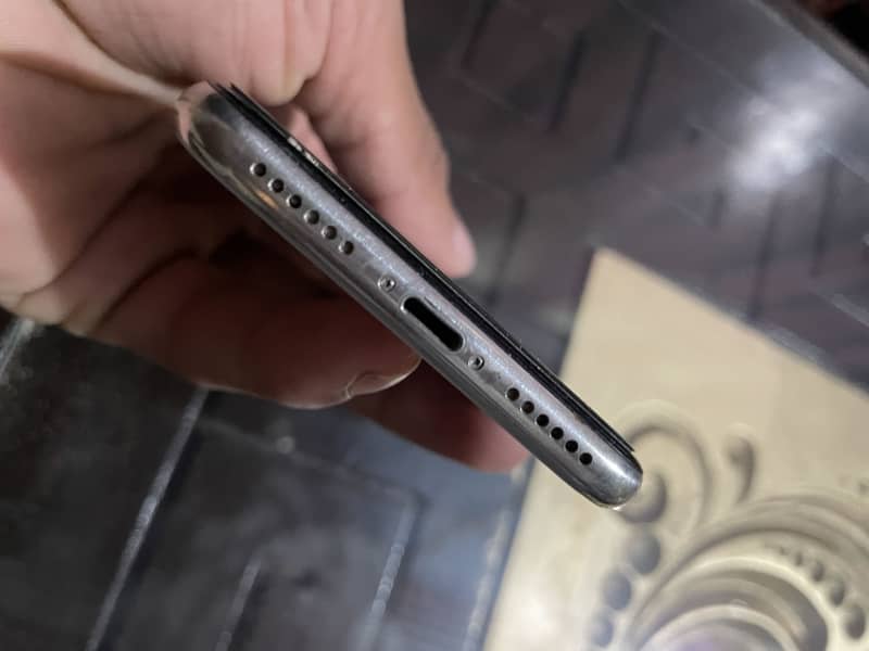 Apple iPhone X 0
