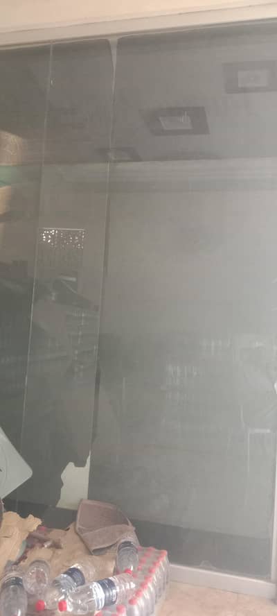 12mm glass door