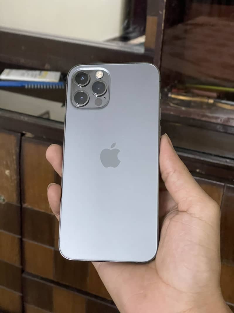 iPhone 12 Pro 0