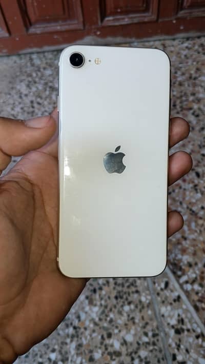 Apple iPhone SE