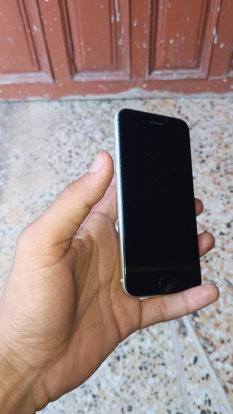 Apple iPhone SE 2